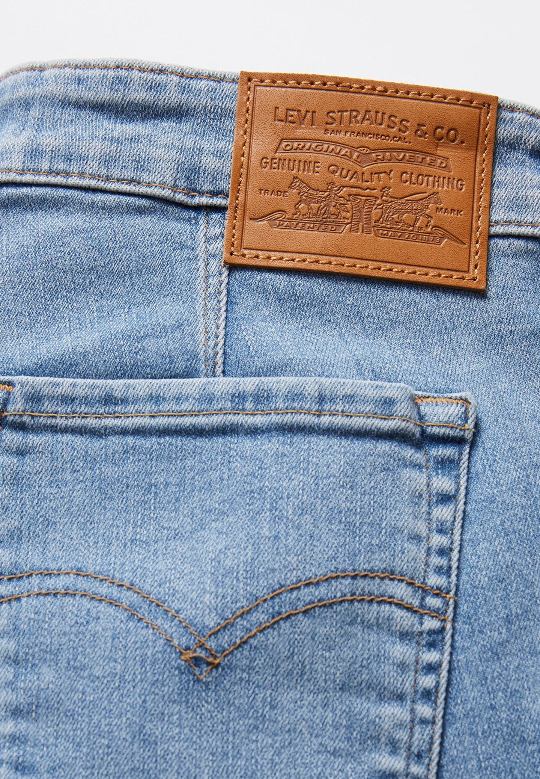 Levi's® 712® SLIM WELT POCKET