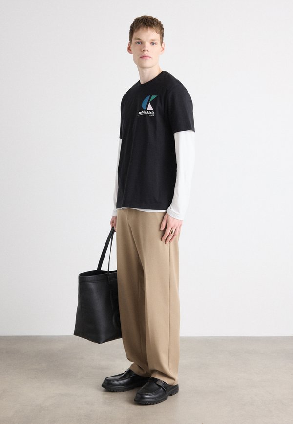 Calvin Klein Jeans BAUHAUS LOGO GRAPHIC