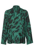 Grüne Bluse mit langen Ärmeln, schwarzem abstraktem Tiermuster und gerafftem hohen Ausschnitt mit Schlüssellochdetail.