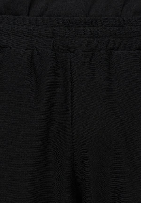 EA7 Emporio Armani