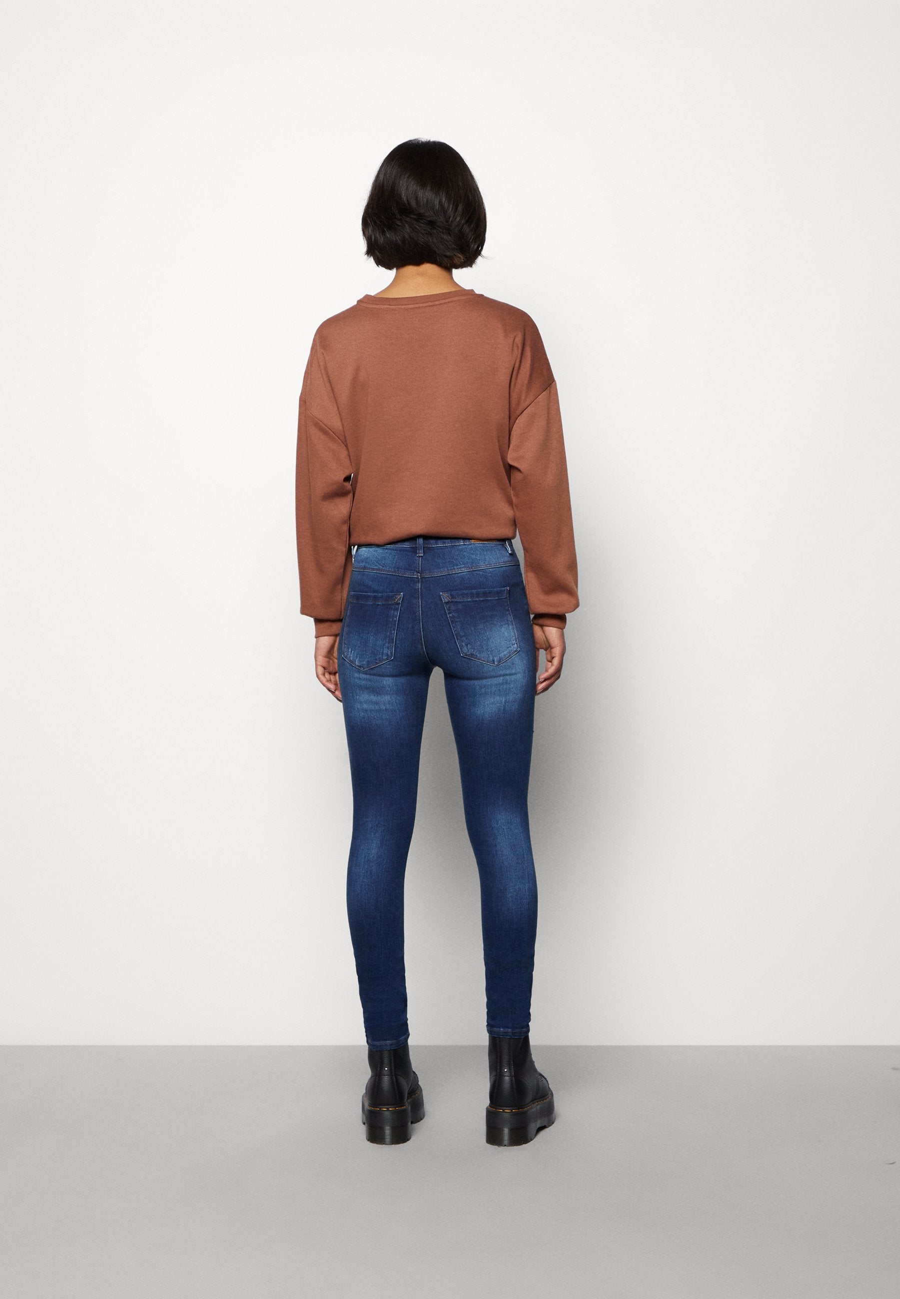 ONLROYAL HIGH WAIST SKINNY PIMBOX Media 4