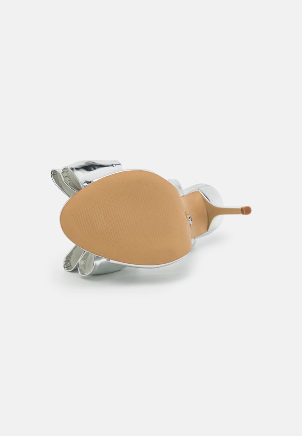 ALDO TINSLETTA FLOAM PILLOW WALK