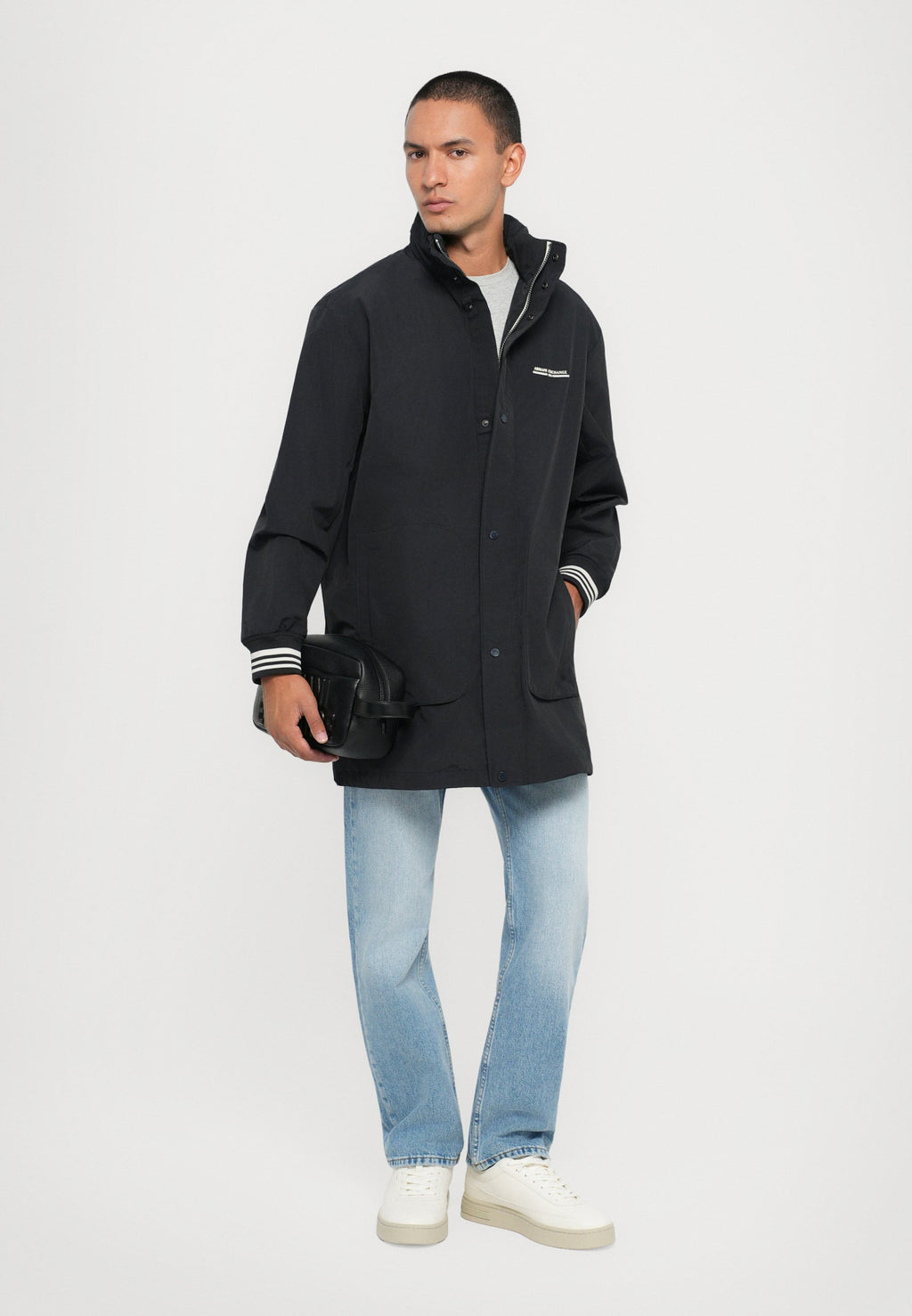 Armani Exchange Trenchcoat Media 2