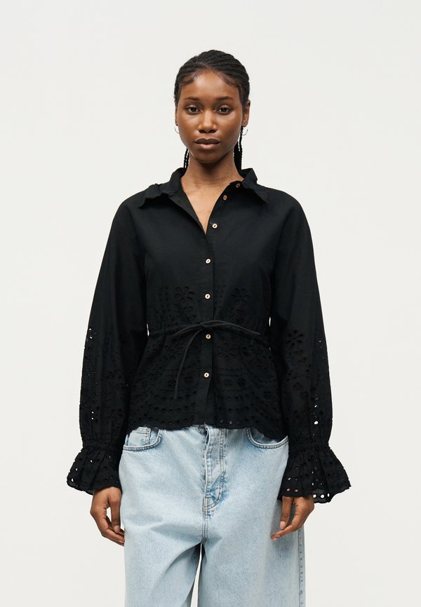 YAS YASLUMA TIE SHIRT