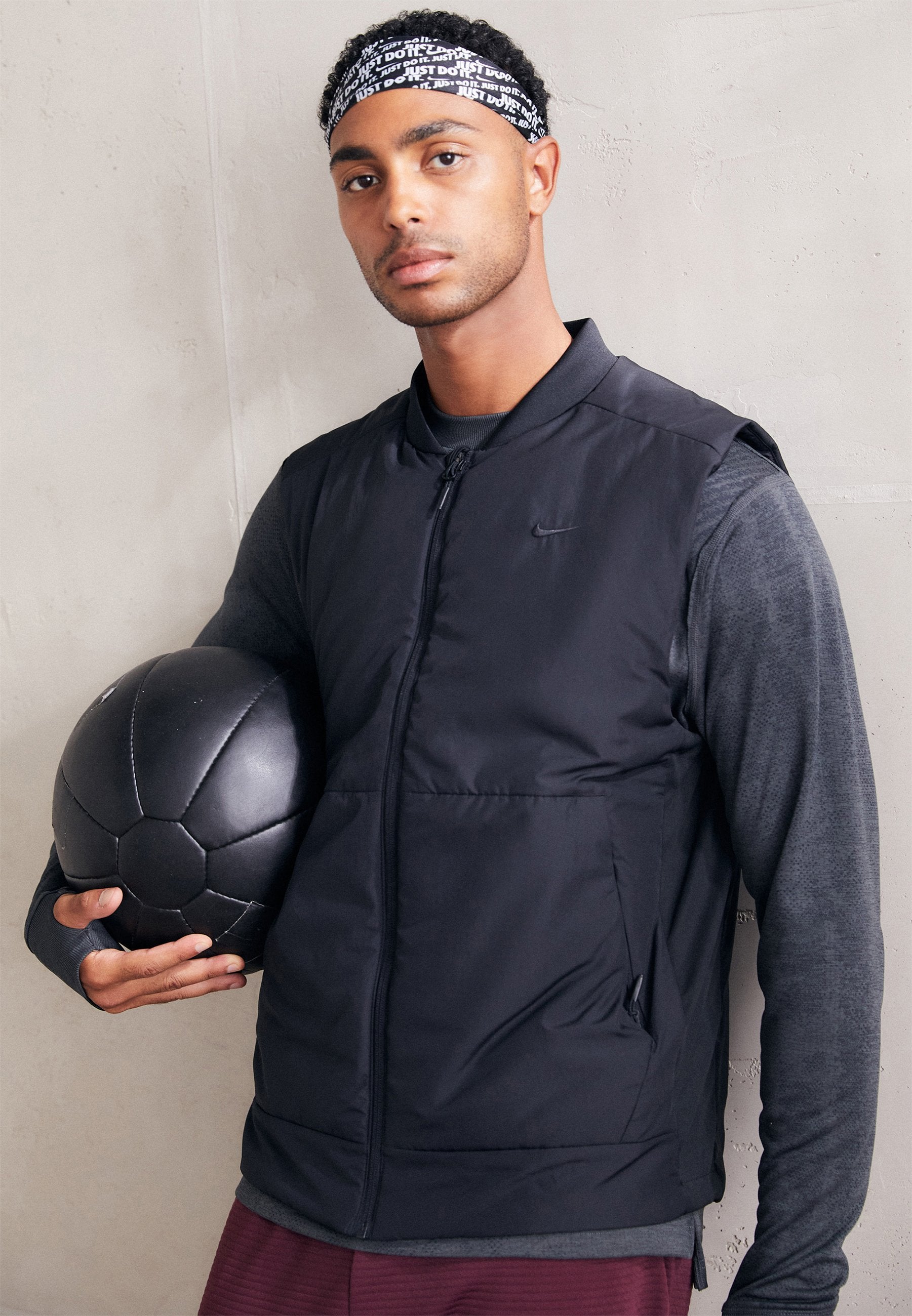 Nike Performance UNLIMITED