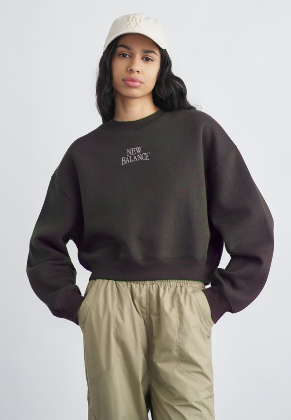 New Balance LINEAR HERITAGE CREW - Sweatshirt - faded black