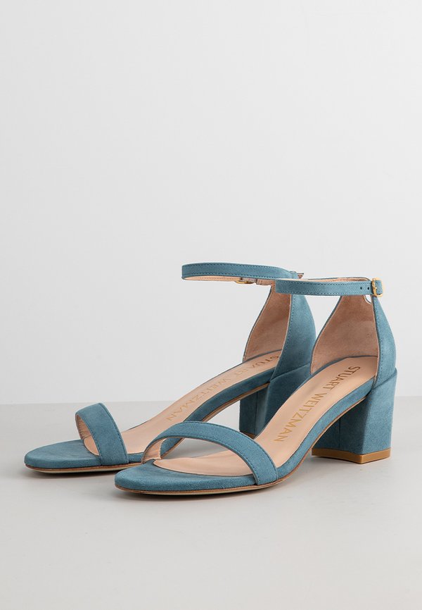 Stuart Weitzman SIMPLE