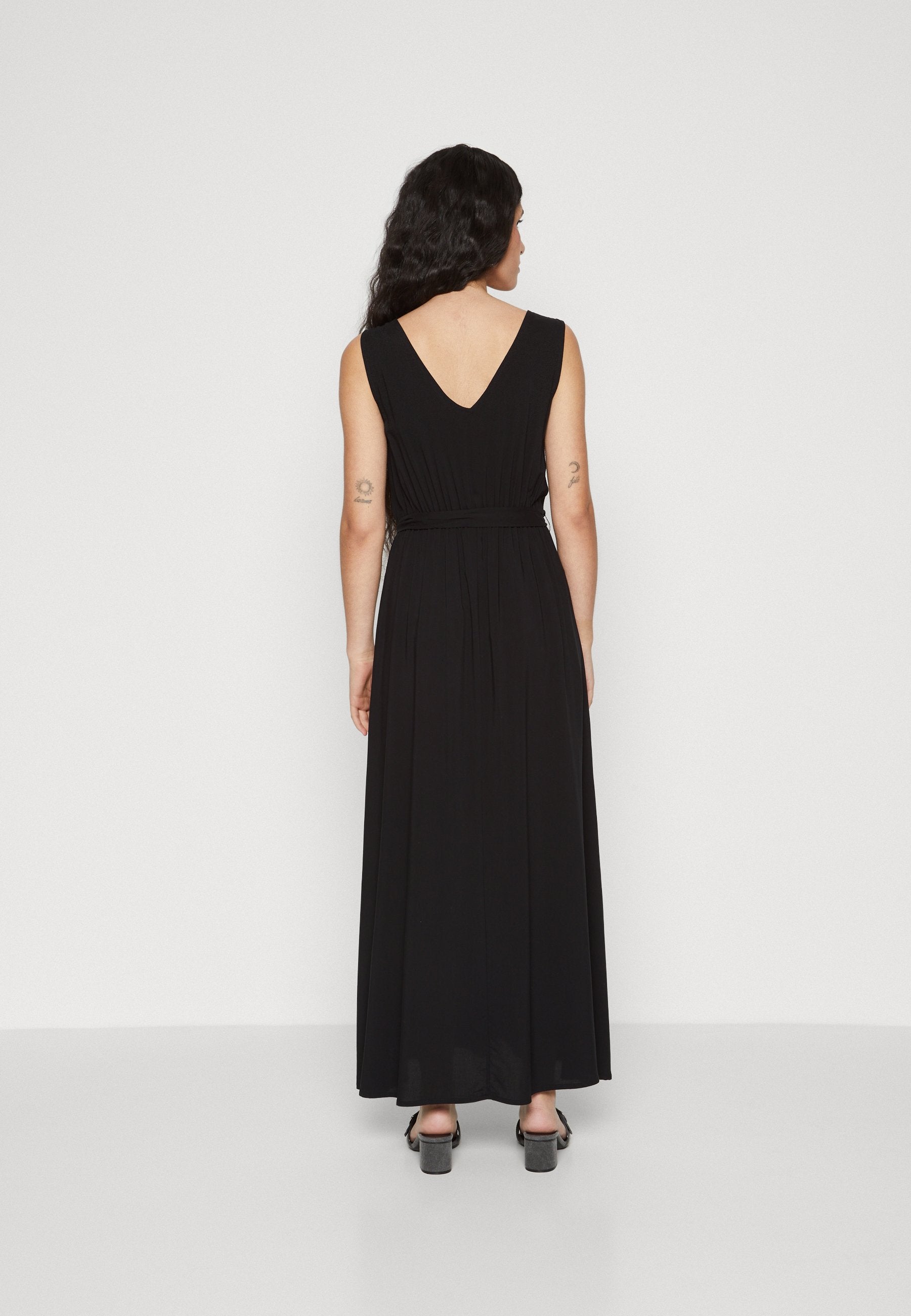 ONLNOVA LIFE ANKLE DRESS Media 4