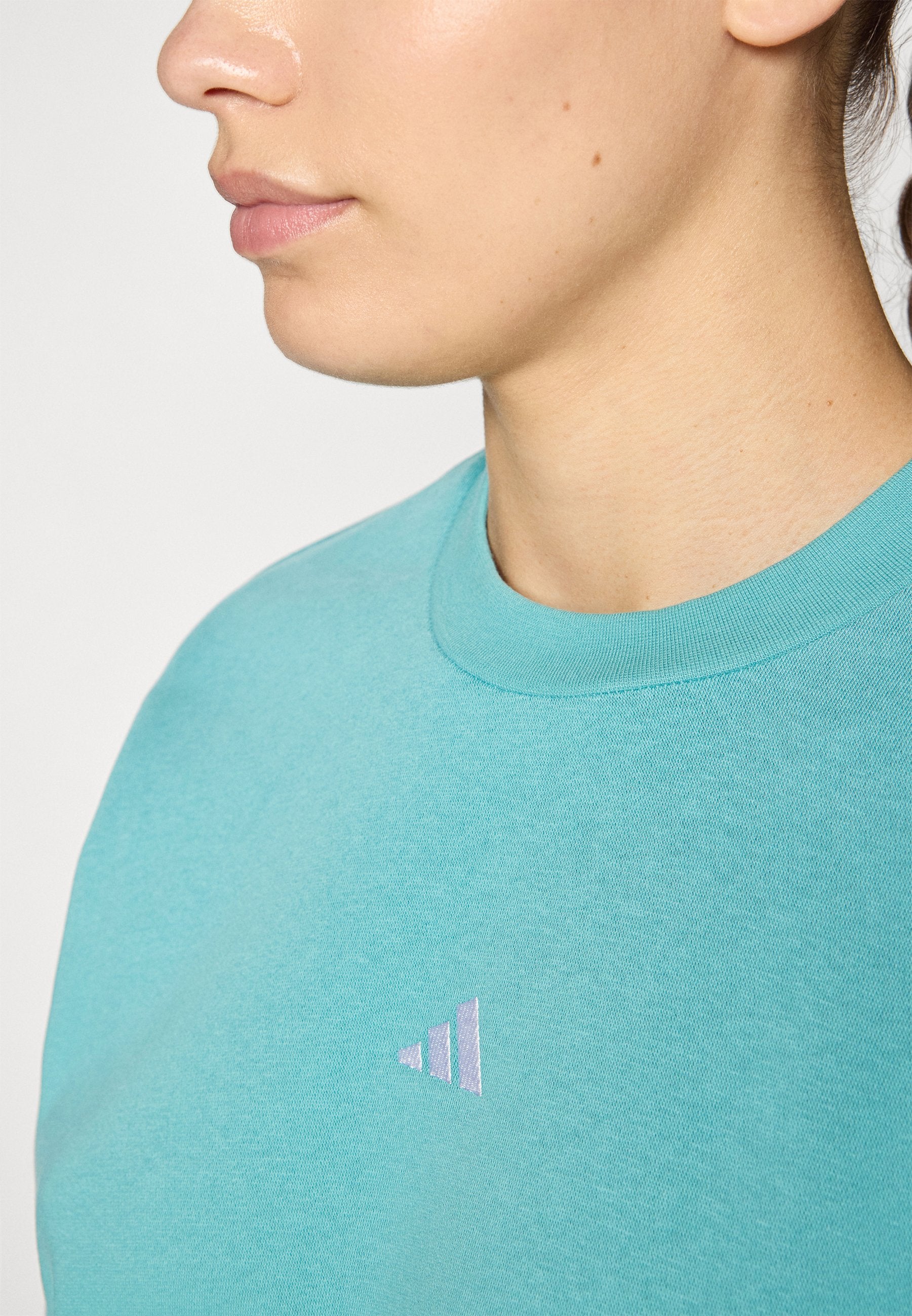 adidas Sportswear ESSENTIALS SMALL LOGO FEEL COZY