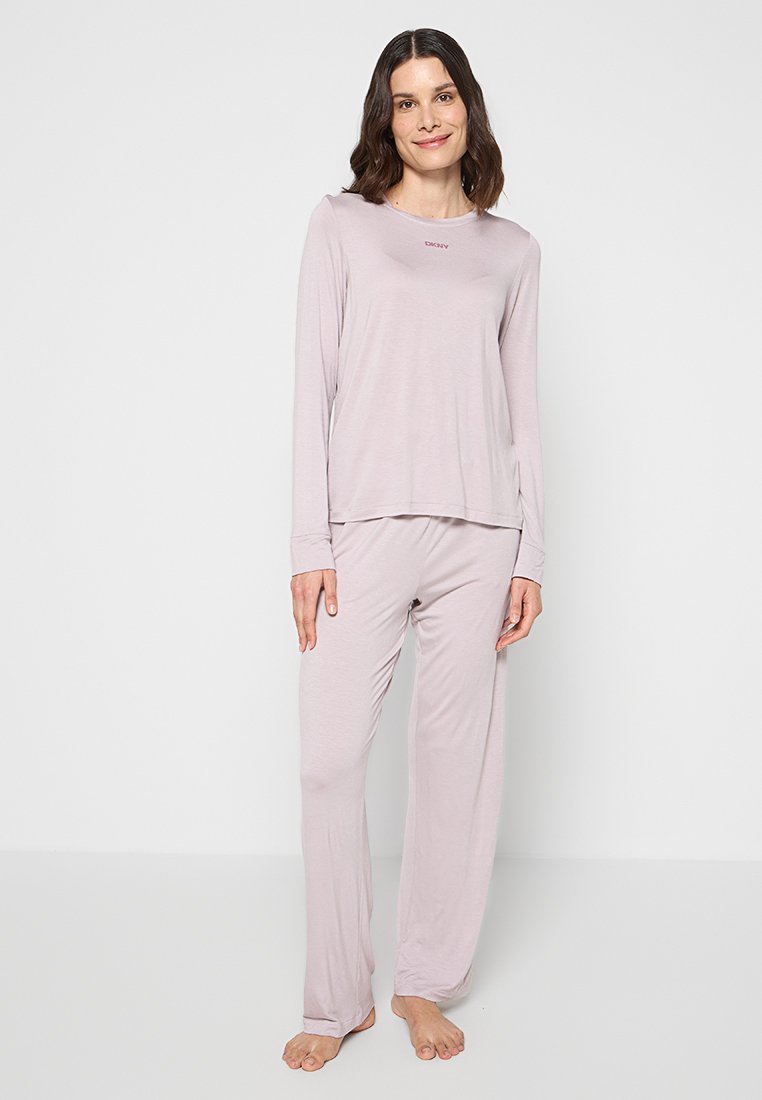 DKNY Loungewear Nachtwäsche Set Media 1