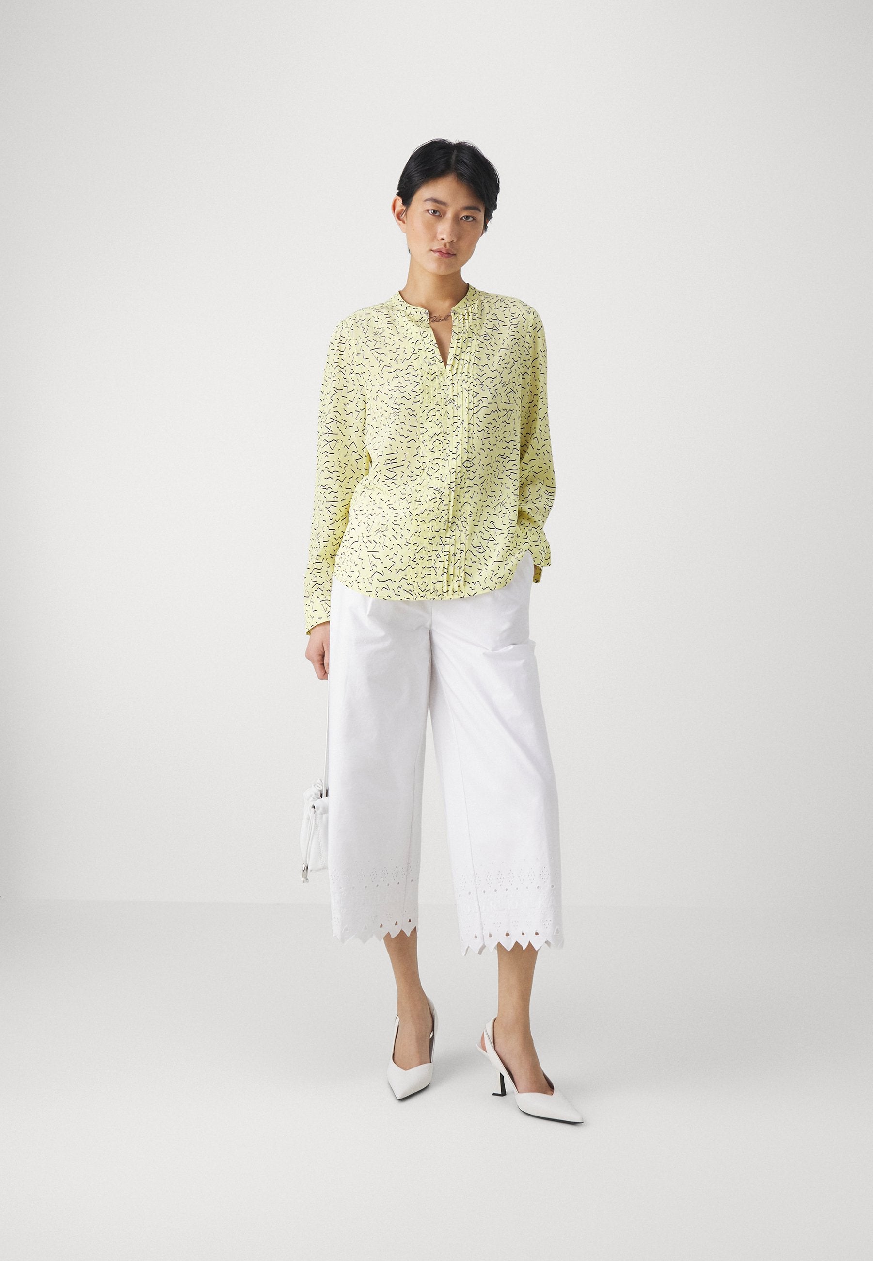 CHARM BLOUSE Media 2