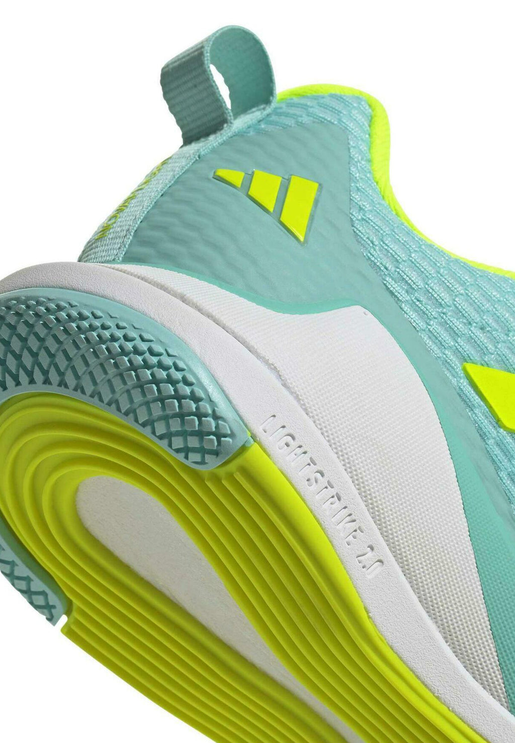 adidas Sportswear NOVAFLIGHT 2