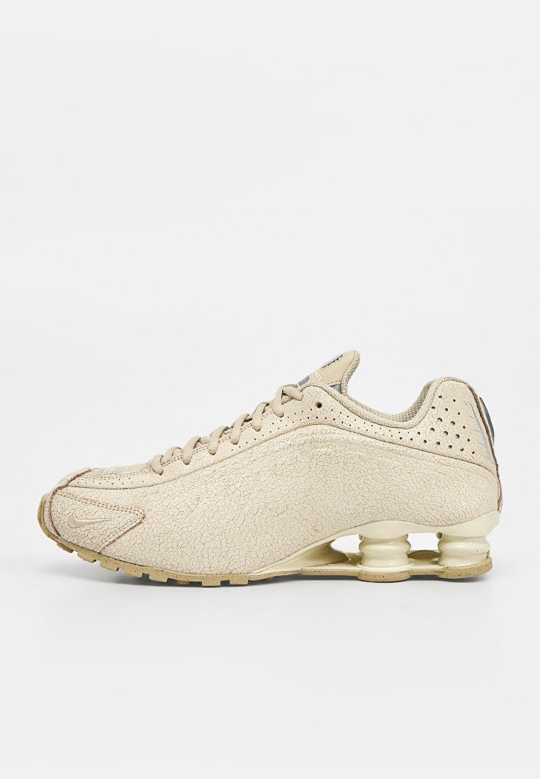 Nike Sportswear SHOX R4 QS
