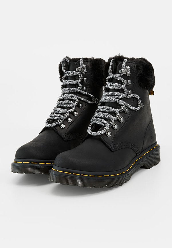 Dr. Martens 1460 SERENA