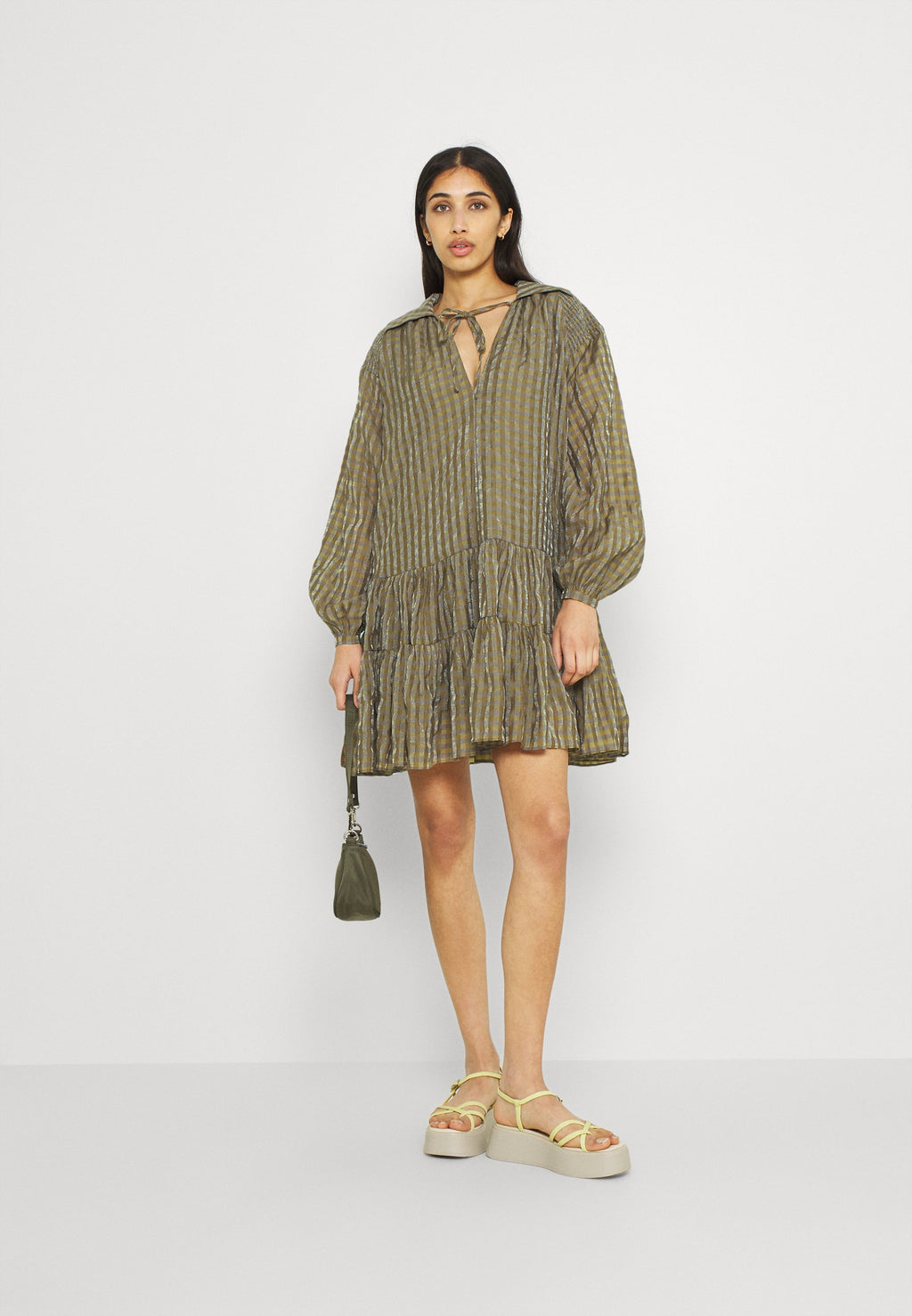 Glamorous SMOCK DRESS WITH LONG SLEEVES