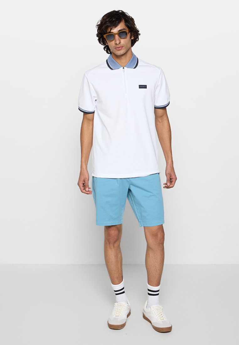 Hackett London