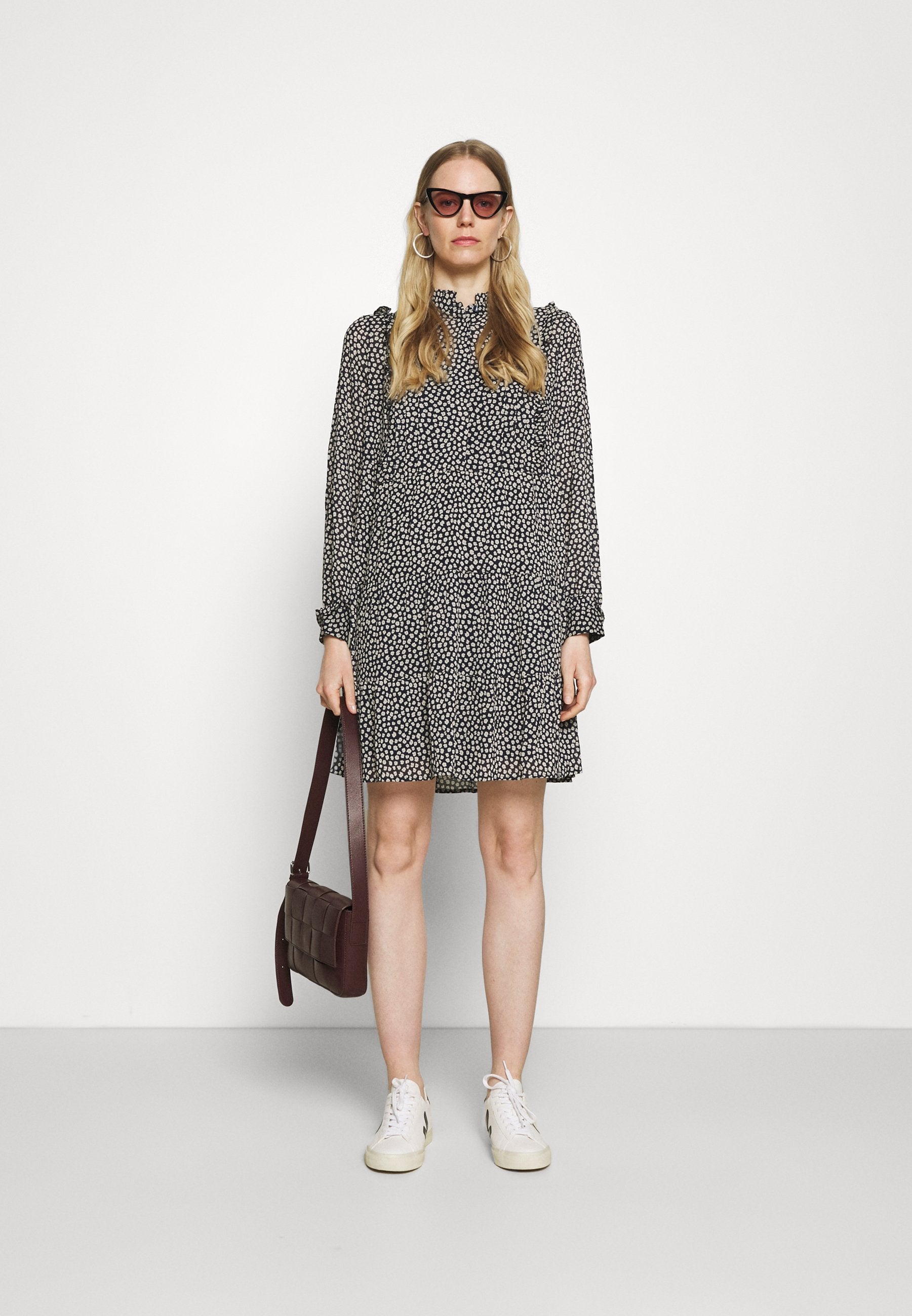 Marks & Spencer FRILL MIN