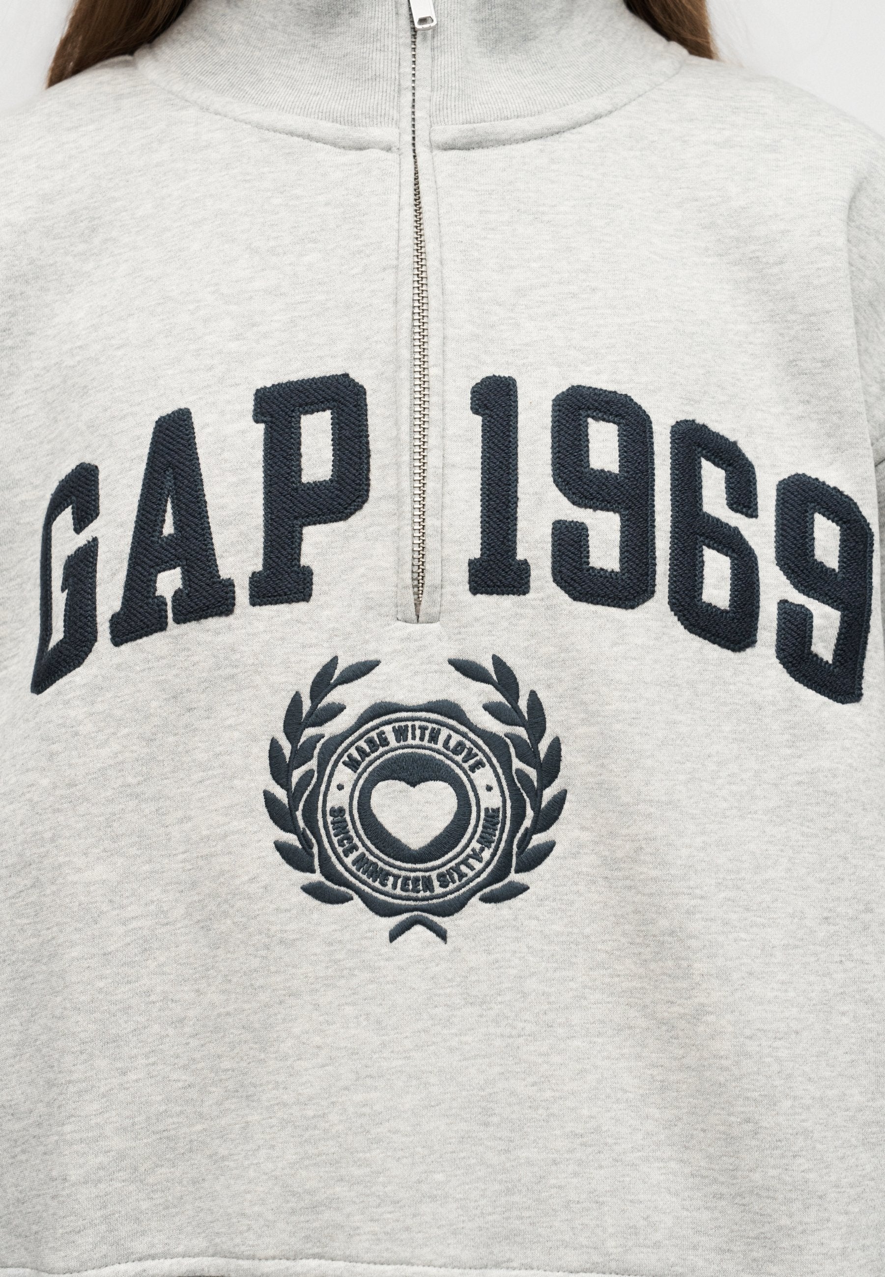 GAP LOGO JAN HALF ZIP