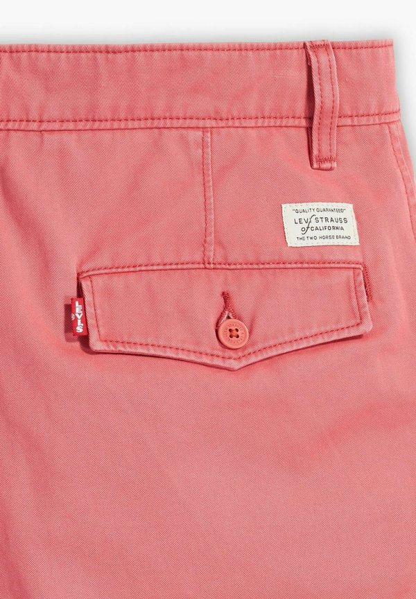 Levi's® AUTHENTIC II GARNET ROSE