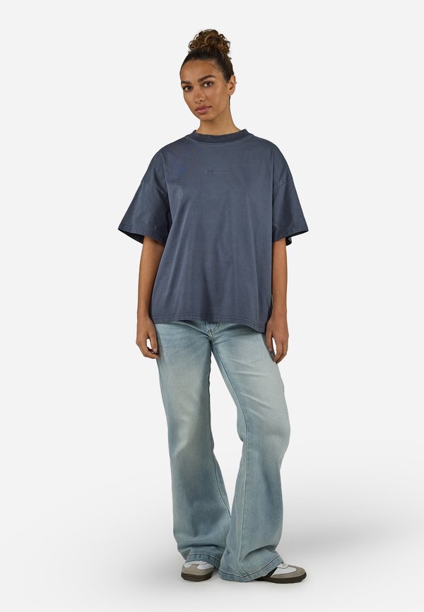 Pegador BRACY HEAVY OVERSIZED TEE