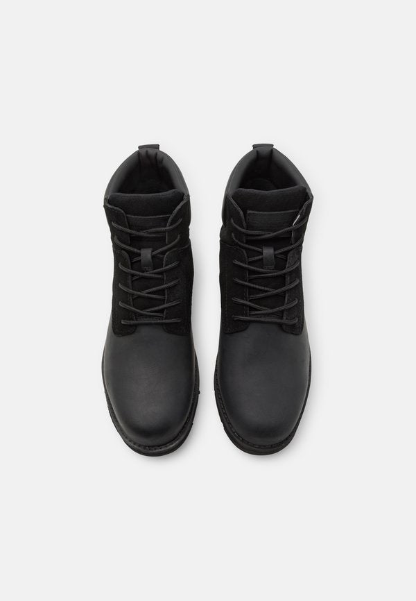 Levi's® JAX PLUS