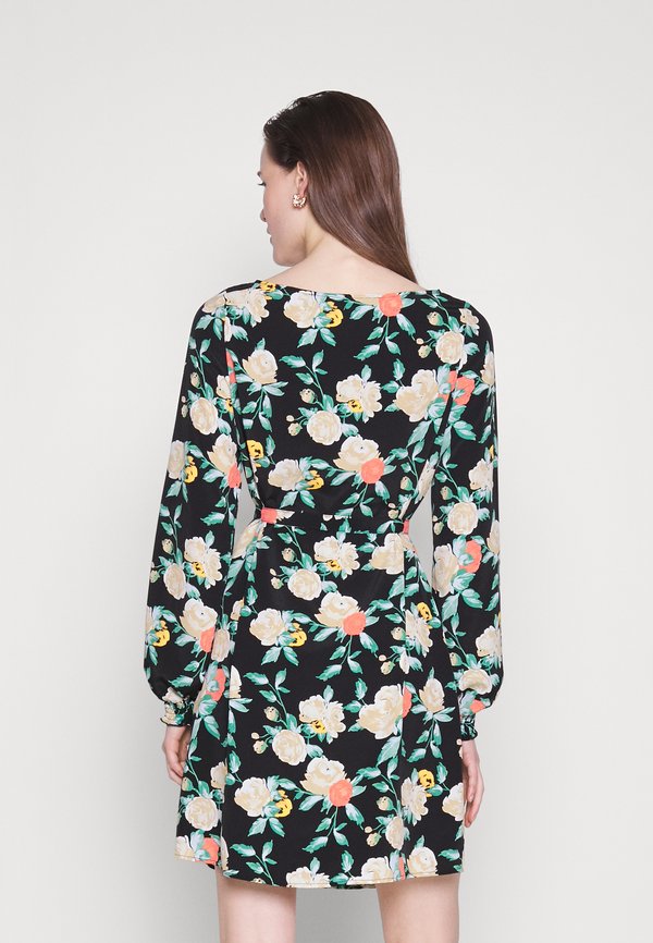 Vero Moda Tall VMNYA CATCH SMOCK SHORT DRESS