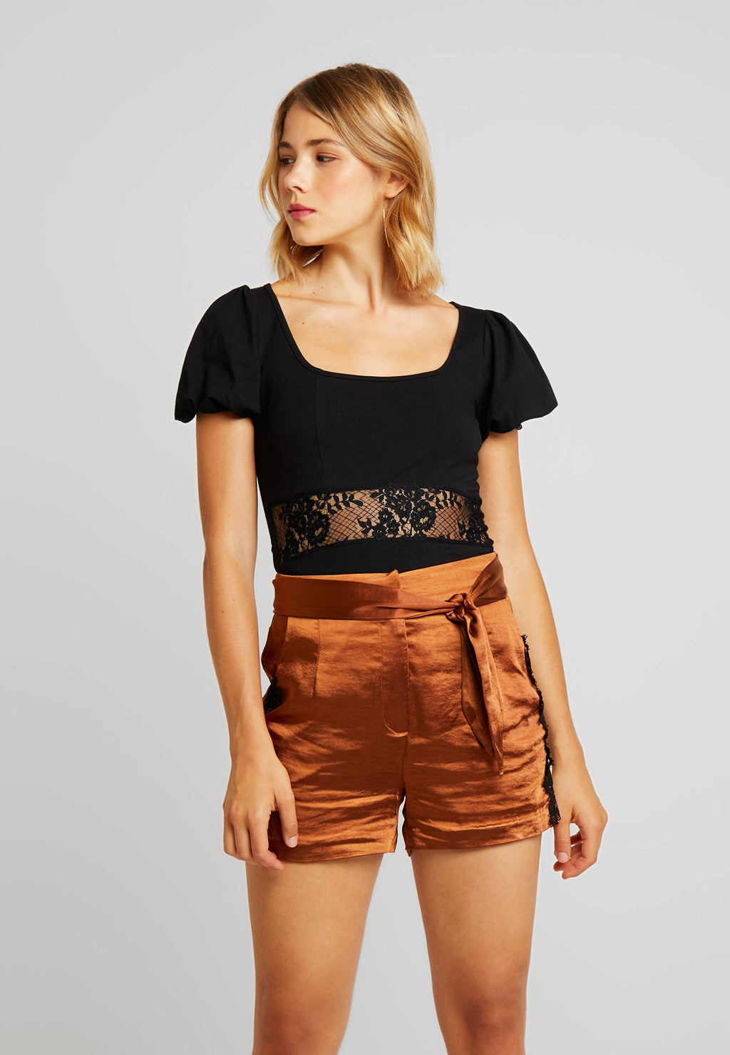 Lost Ink BODY WITH PANEL AND PUFF SLEEVES