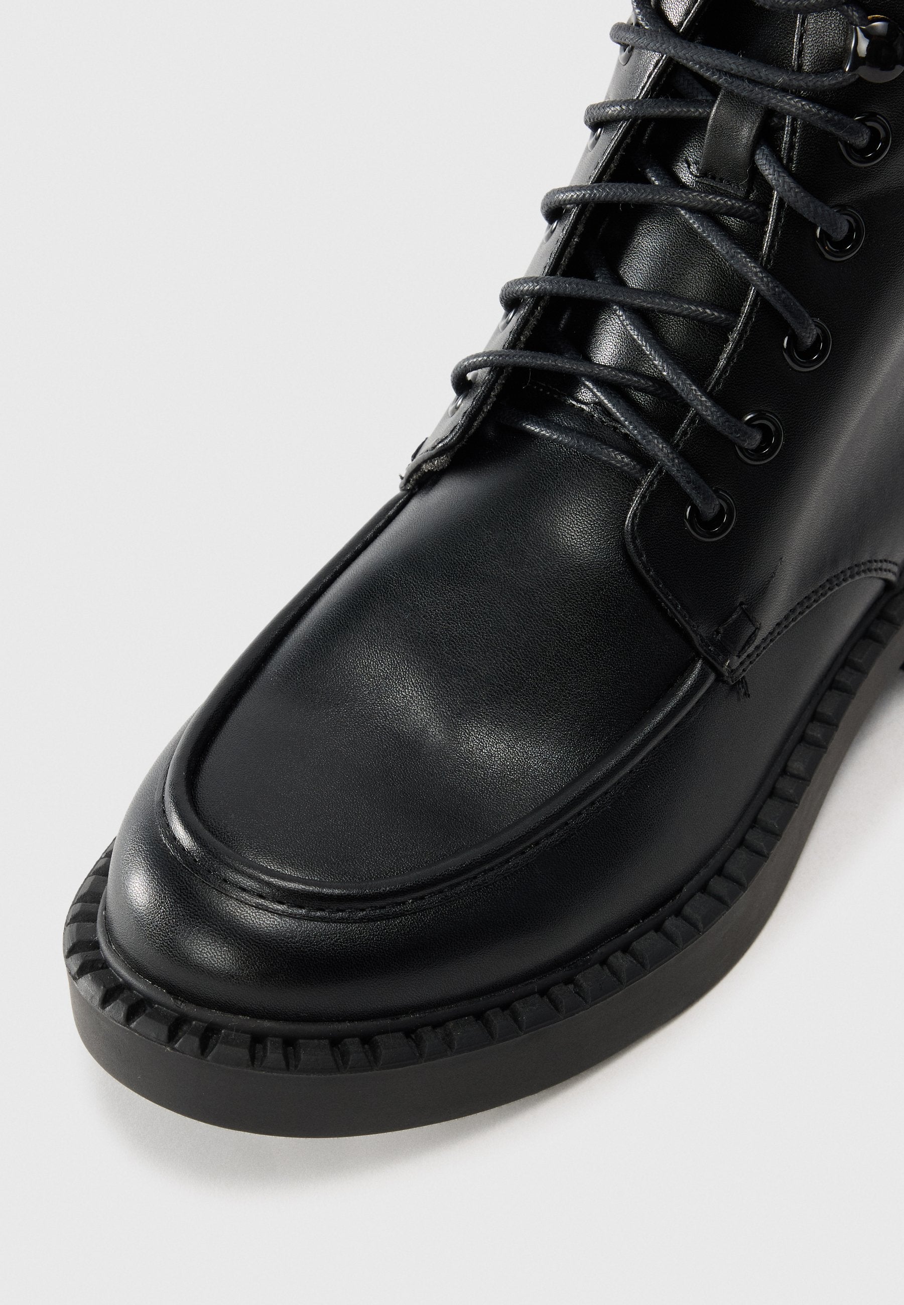 Koi Footwear AMINA