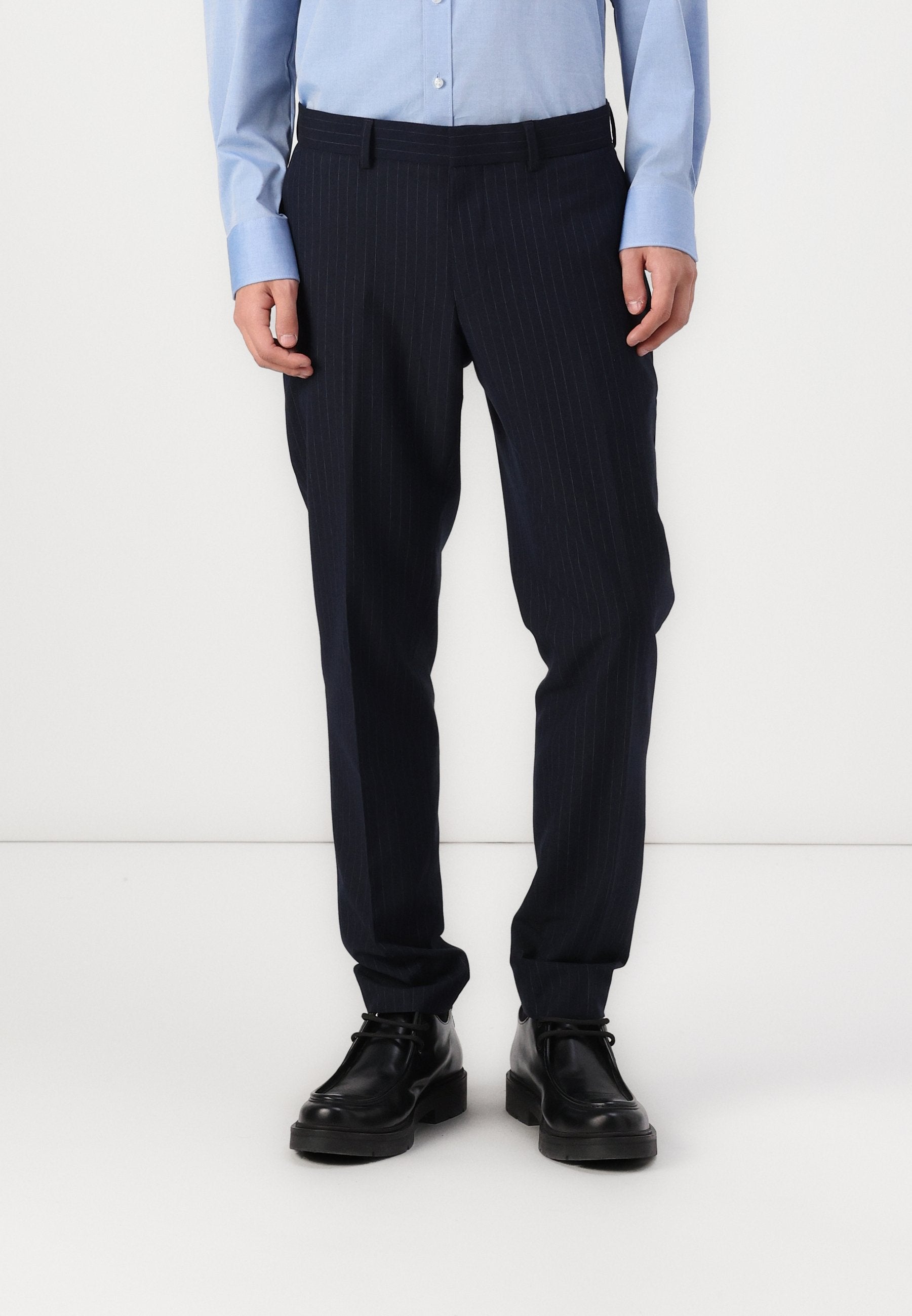 Isaac Dewhirst NOTCH SUIT SLIM