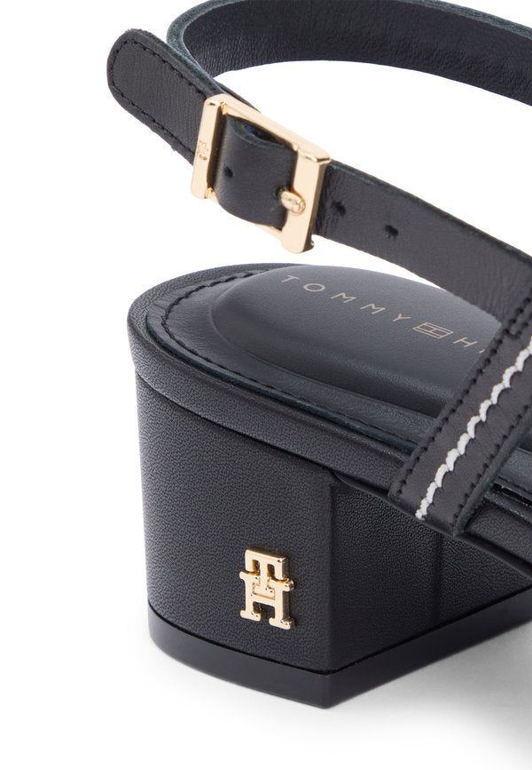Tommy Hilfiger LEATHER CONTRAST TOPSTITCH BLOCK HEEL SANDALS