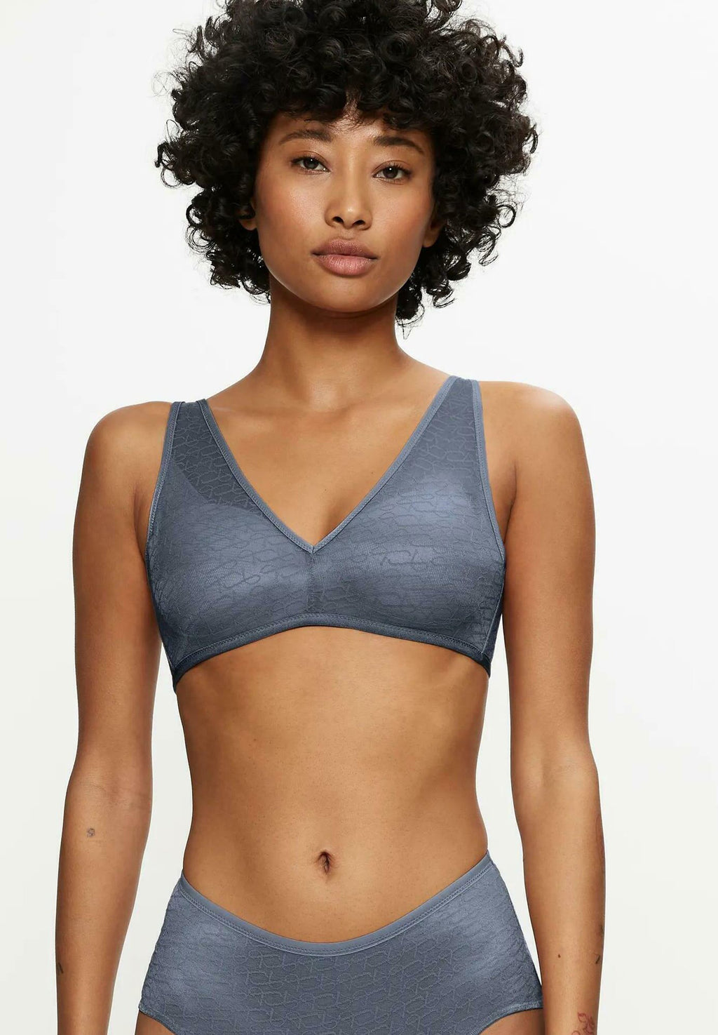 Triumph SIGNATURE SHEER