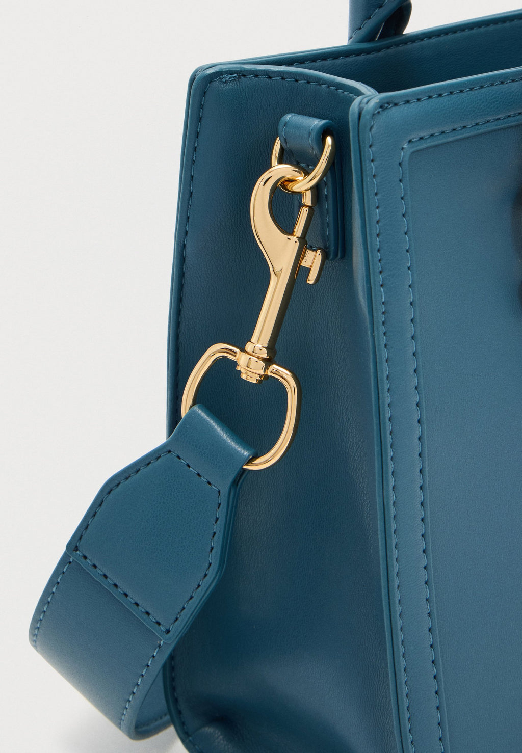 Love Moschino DANGLING