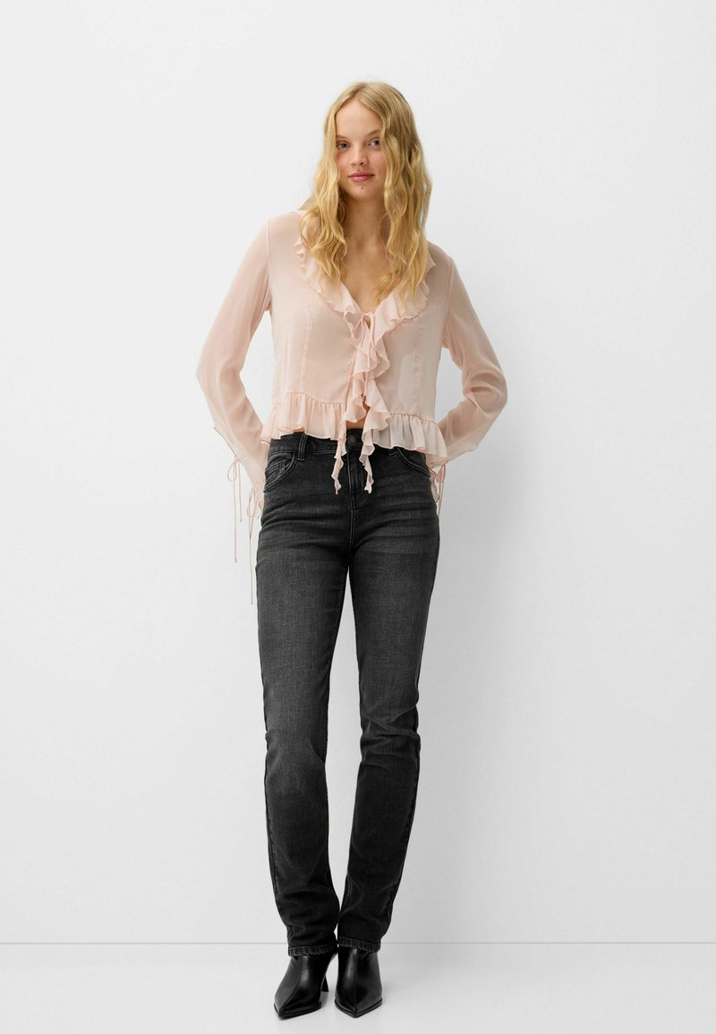 Bershka Jeans Slim Fit Media 1