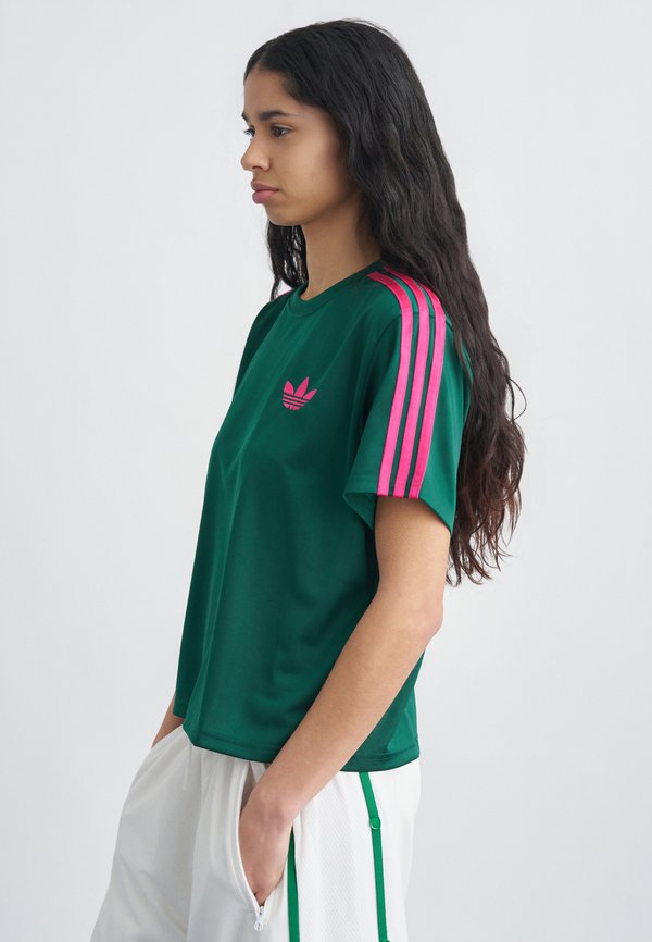 adidas Originals FIREBIRD TEE - Print T-shirt - collegiate green/real magenta