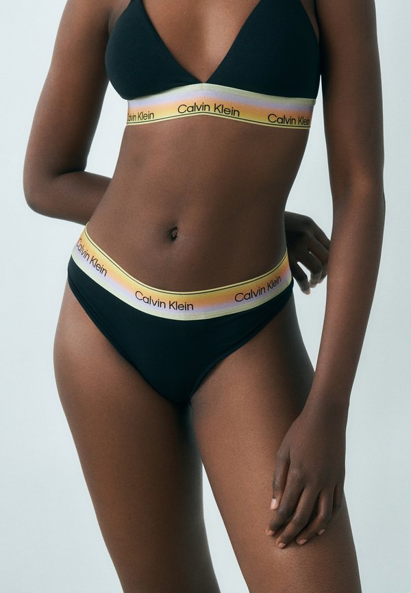 Calvin Klein Underwear PRIDE - Thong - black