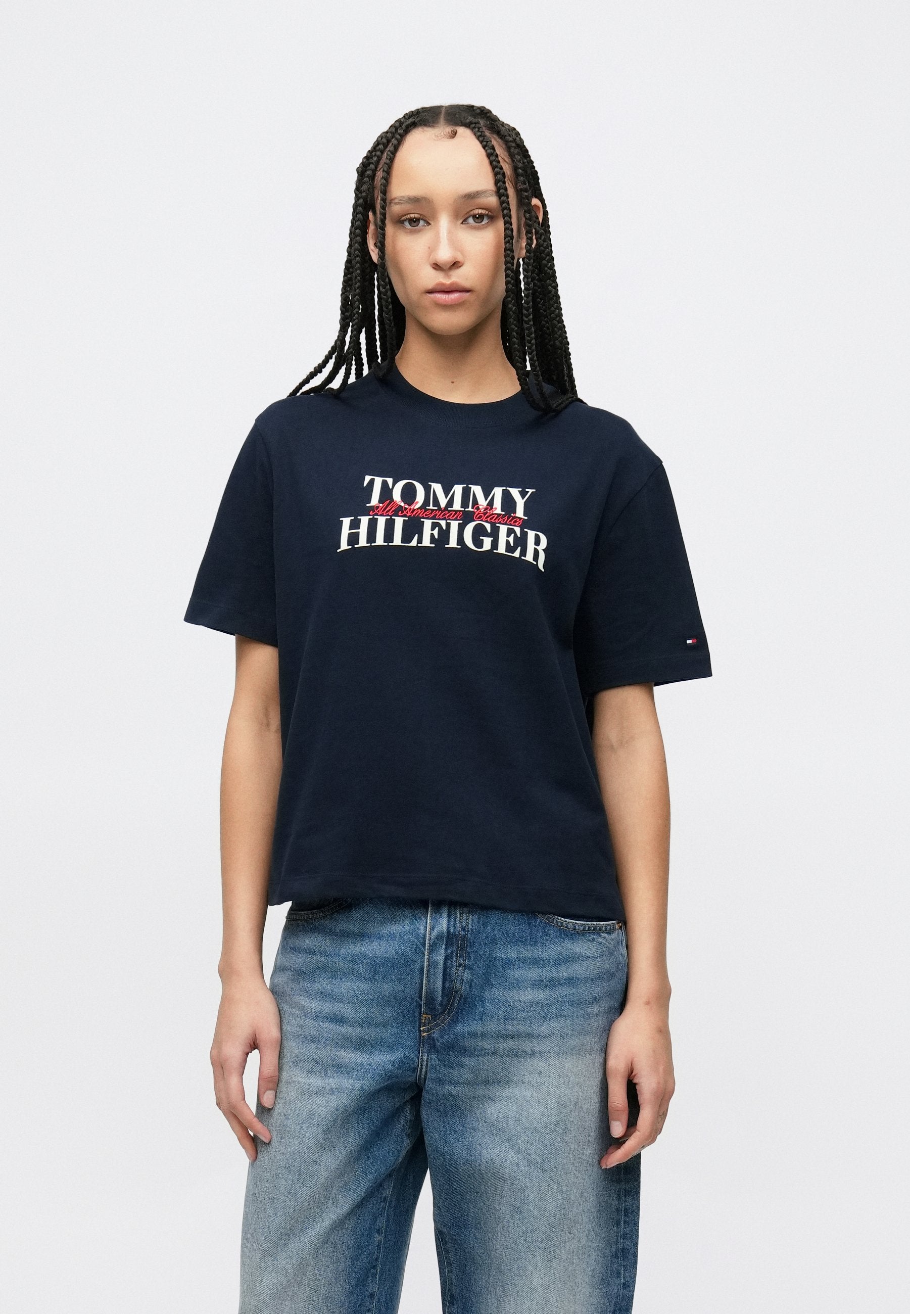 CLASSIC FLOCK LOGO RELAXED T-SHIRT Media 3