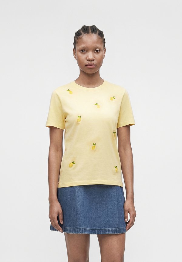 ONLY ONLKITA - Print T-shirt - sunlight