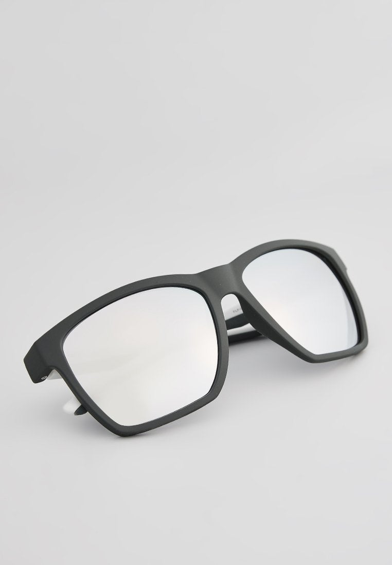 Red Bull SPECT Eyewear FILP