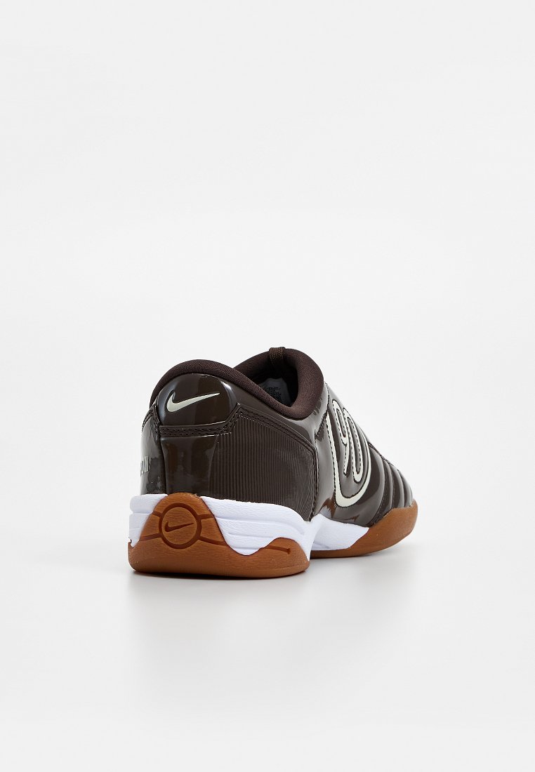 Nike Sportswear T90