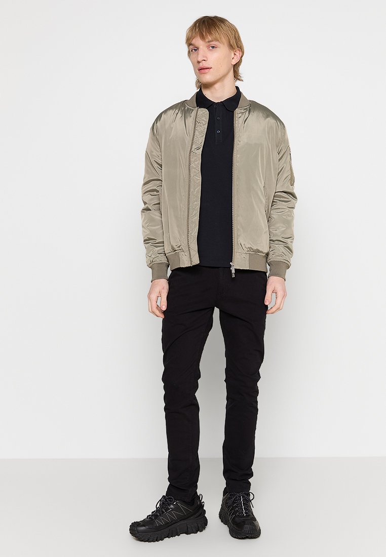 KARL LAGERFELD Poloshirt Media 2