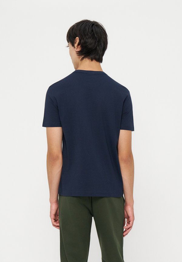 EA7 Emporio Armani T-SHIRT