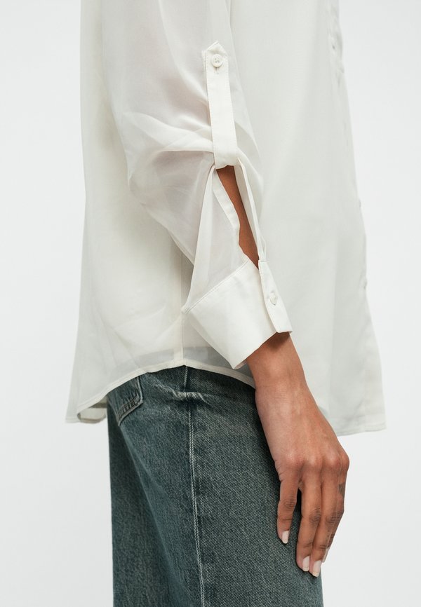 Calvin Klein ROLL SLEEVE UTILITY POCKET