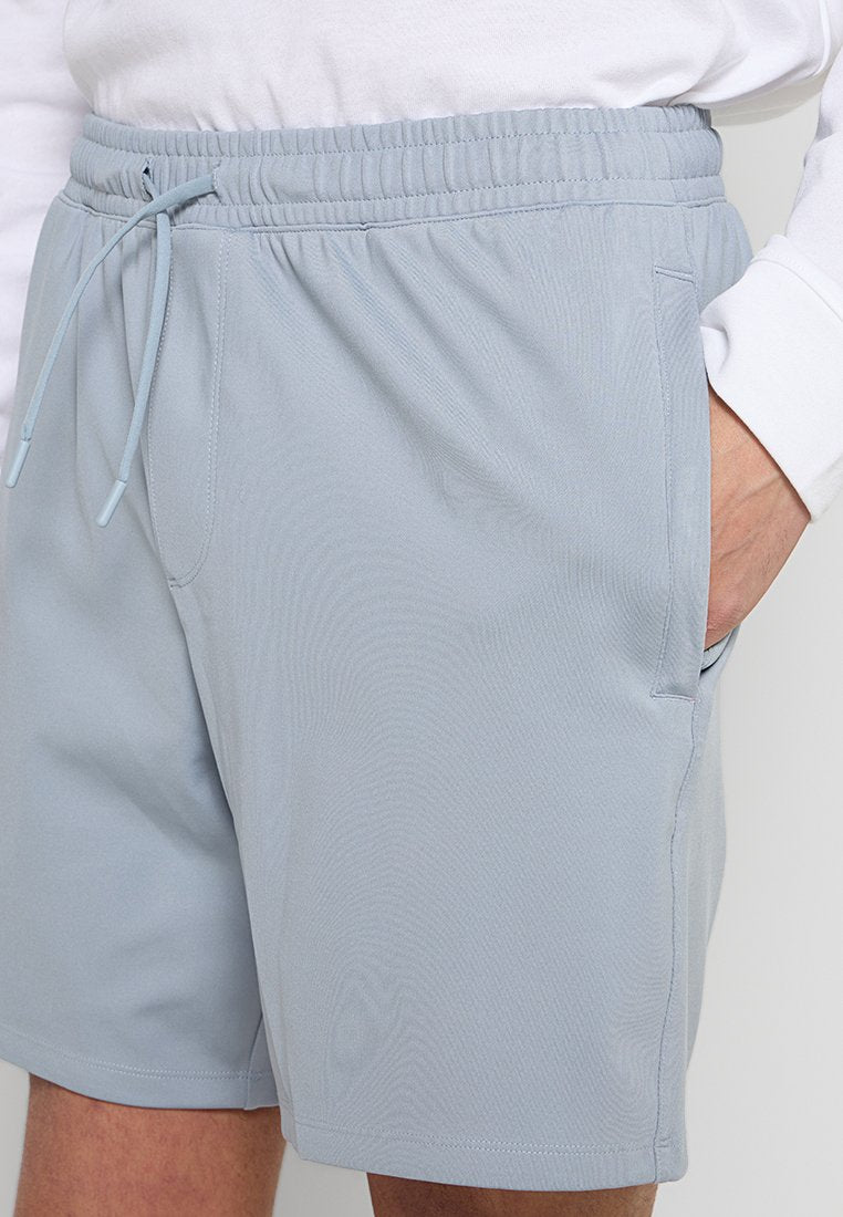 Under Armour LOOSE FIT