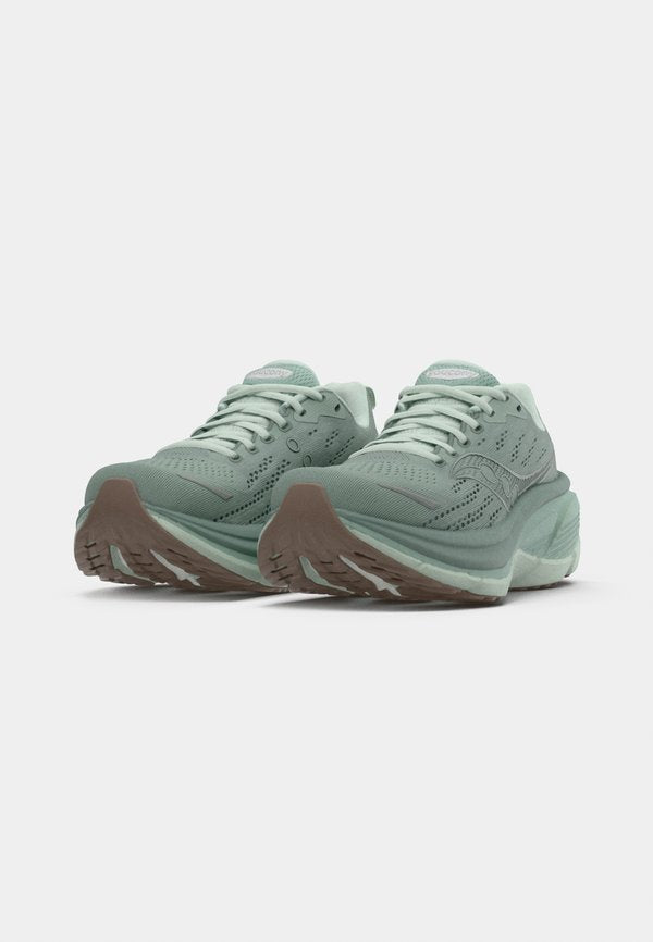 Saucony HURRICANE 25