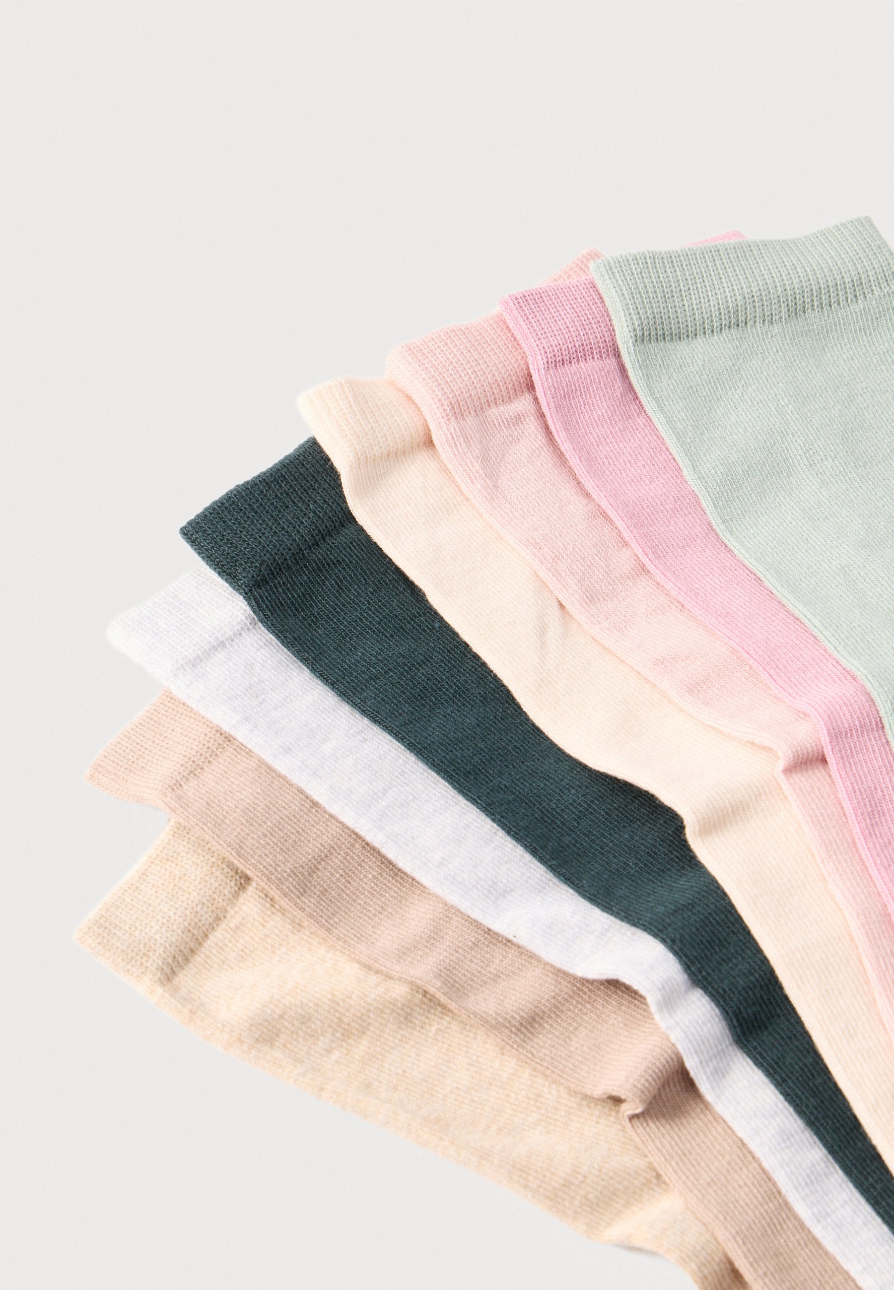 Anna Field 8 PACK