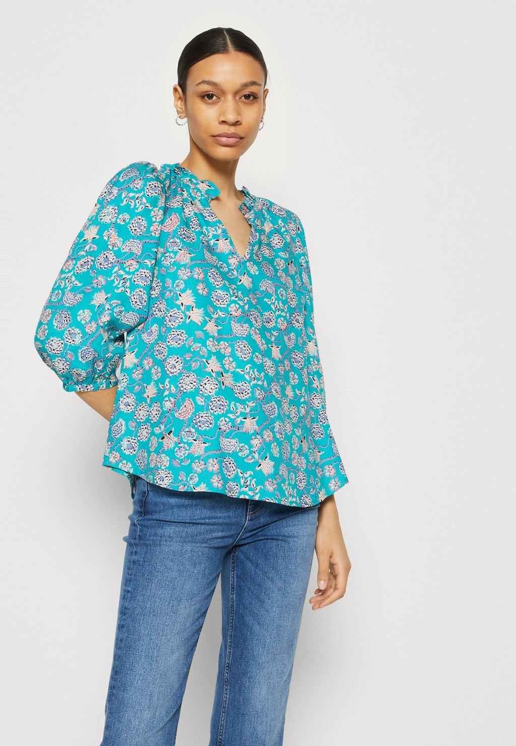 Thought CHANDRI BLOUSE