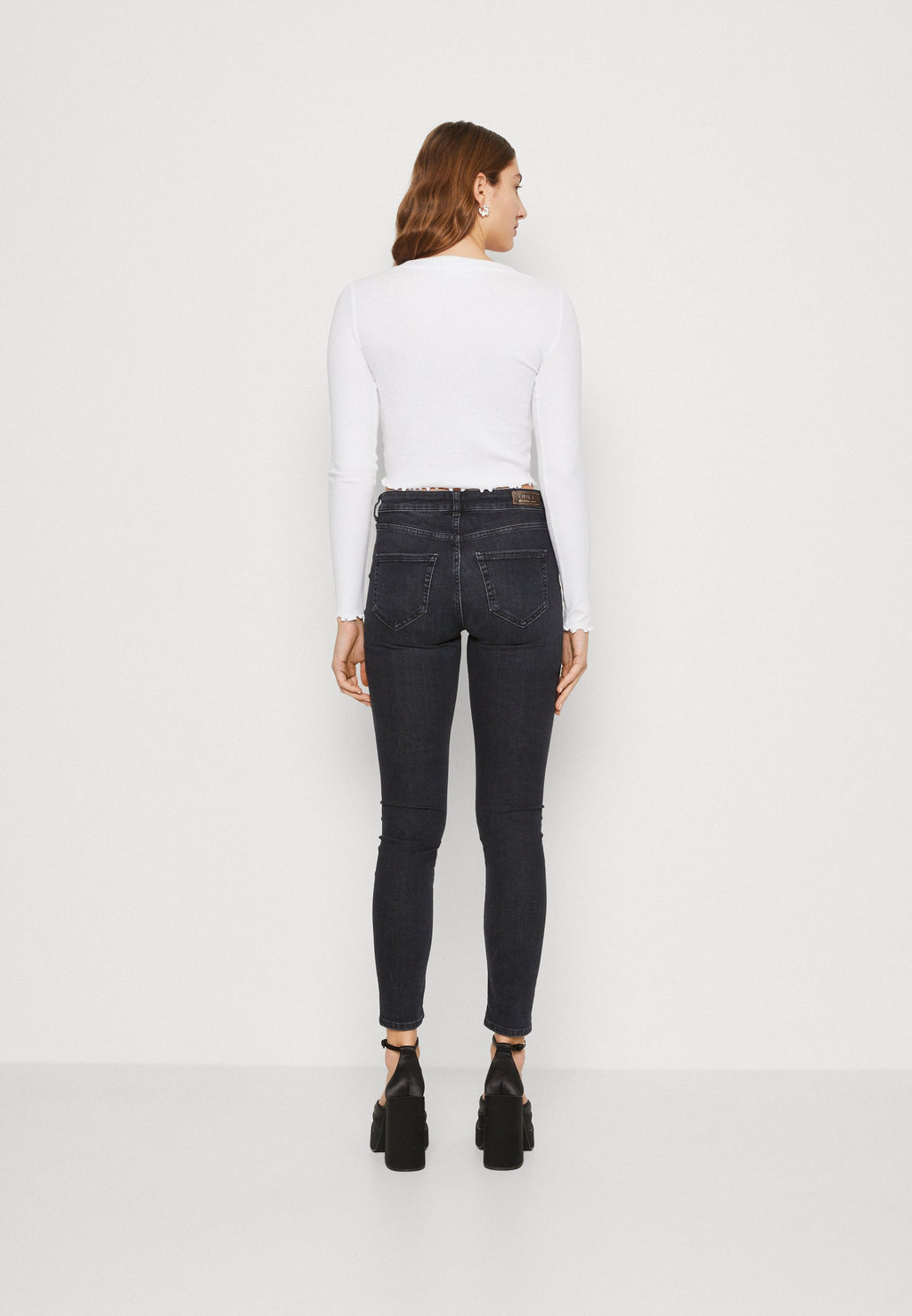 ONLBLUSH MID  Media 4