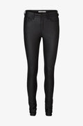Vero Moda Petite VMSEVEN SMOOTH PANT - Jeggings - black