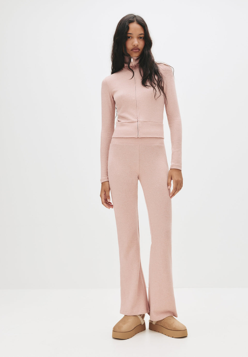 PULL&BEAR SOFT TOUCH FLARED