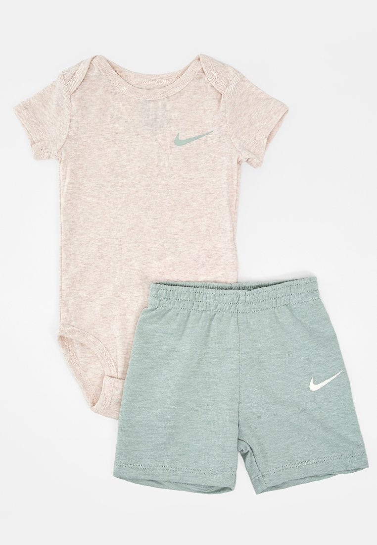 Nike Sportswear SET